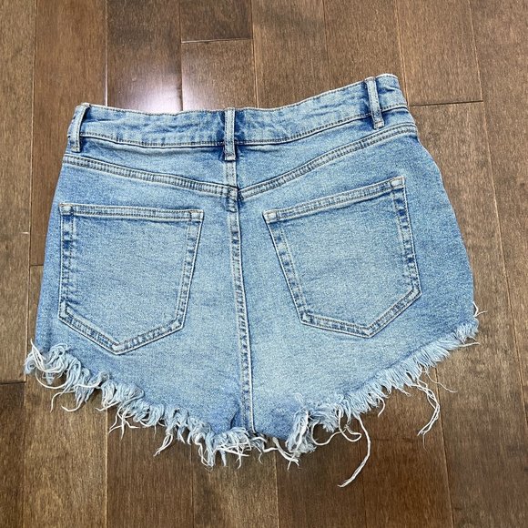 Zara Frayed High Rise Denim Shorts sz 6 - Picture 6 of 9